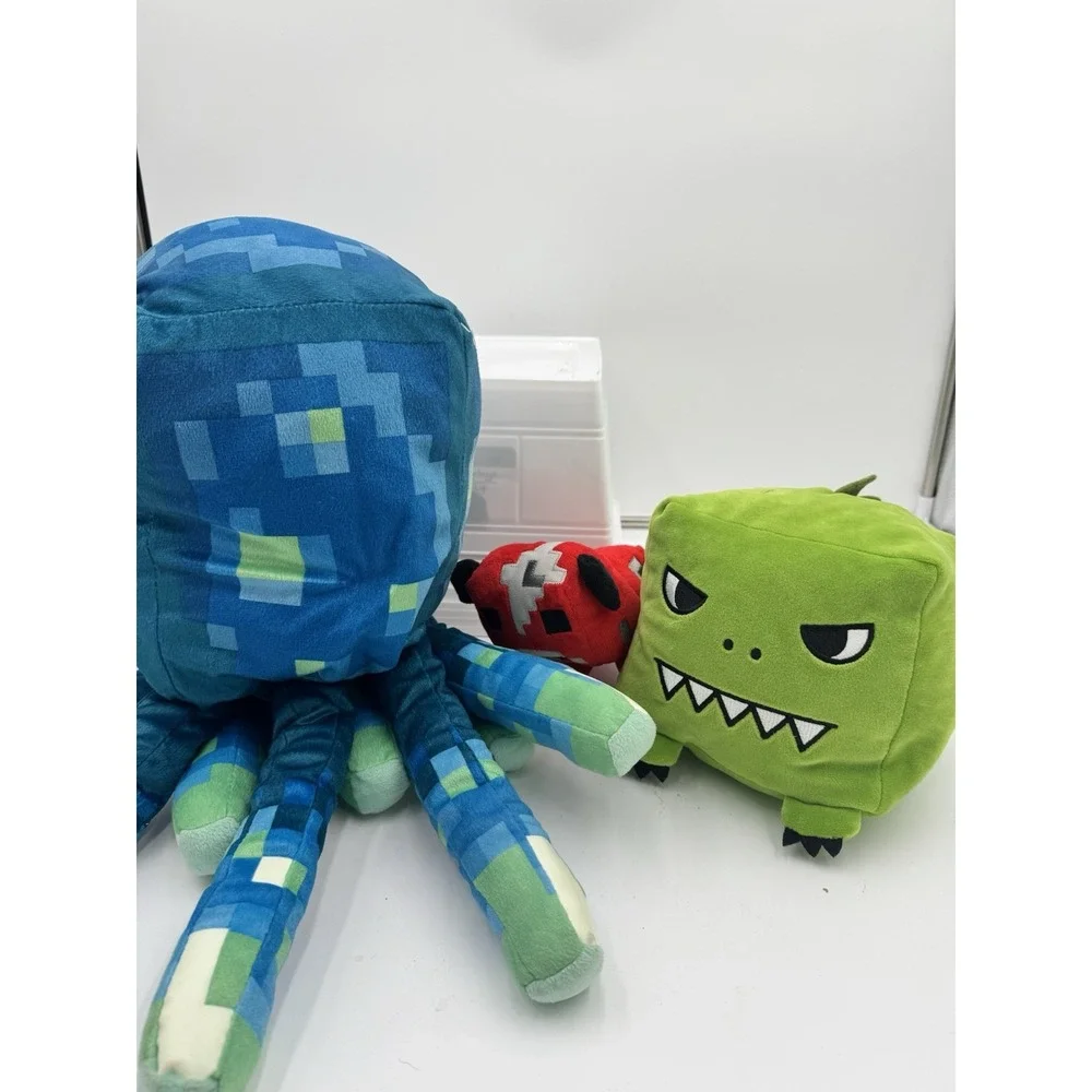 Minecraft Plush - Lot Of 3 Jurassic Park Trex, Piggy, And Octpus